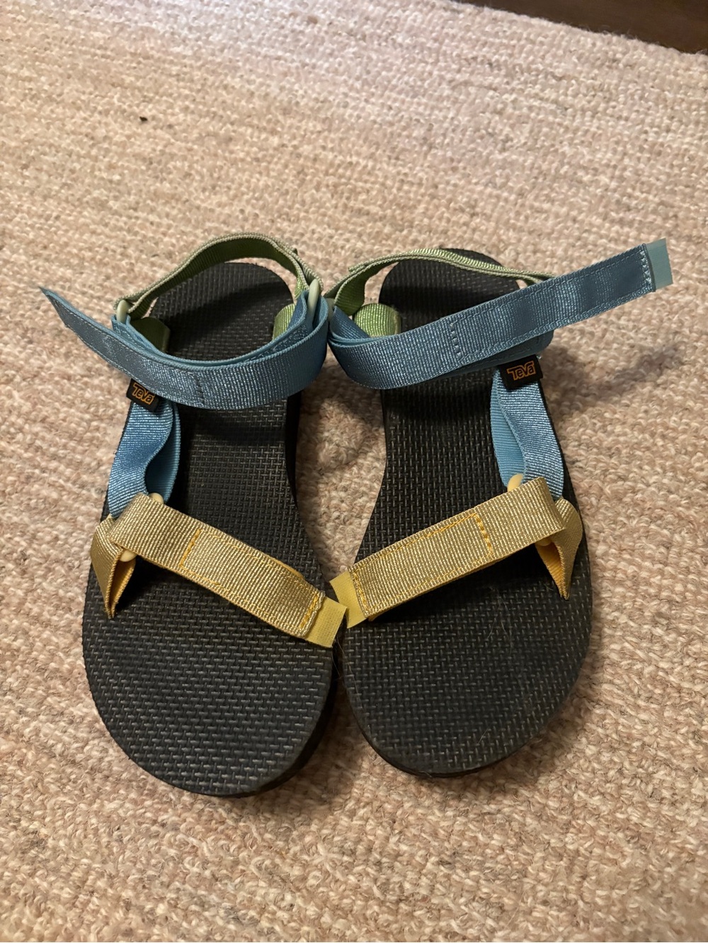 Teva Midform Universal Sandal size 8